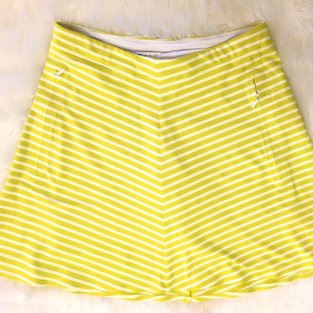 XS Nike Golf Biking Running Athletic Skort in EUC